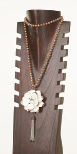 Long flower necklace